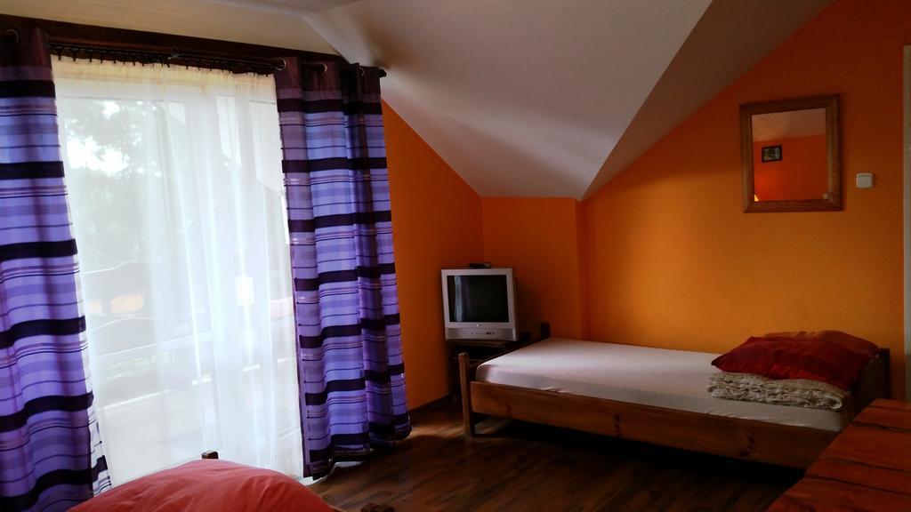 Na Skraju Lasu Chodel Dış mekan fotoğraf